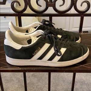 Adidas Gazelle tennis shoe